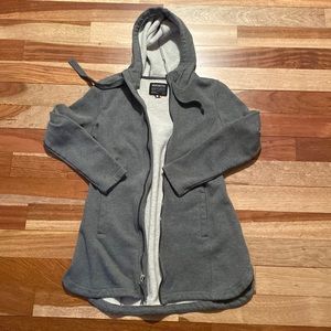 Gray zip sweater🐭